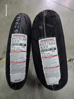 Bridgestone Battlax S23 120/70 R17 + 180/55 R17